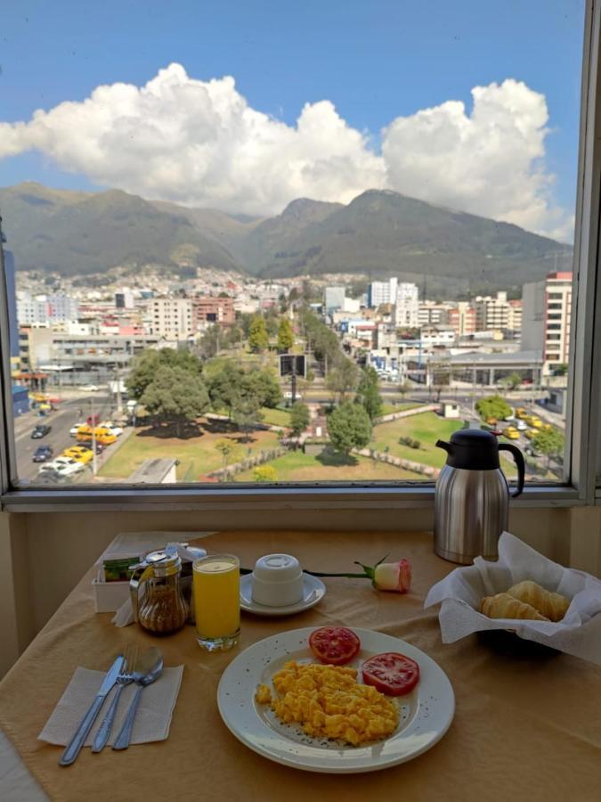 Val Hotel Santamaria Quito Extérieur photo