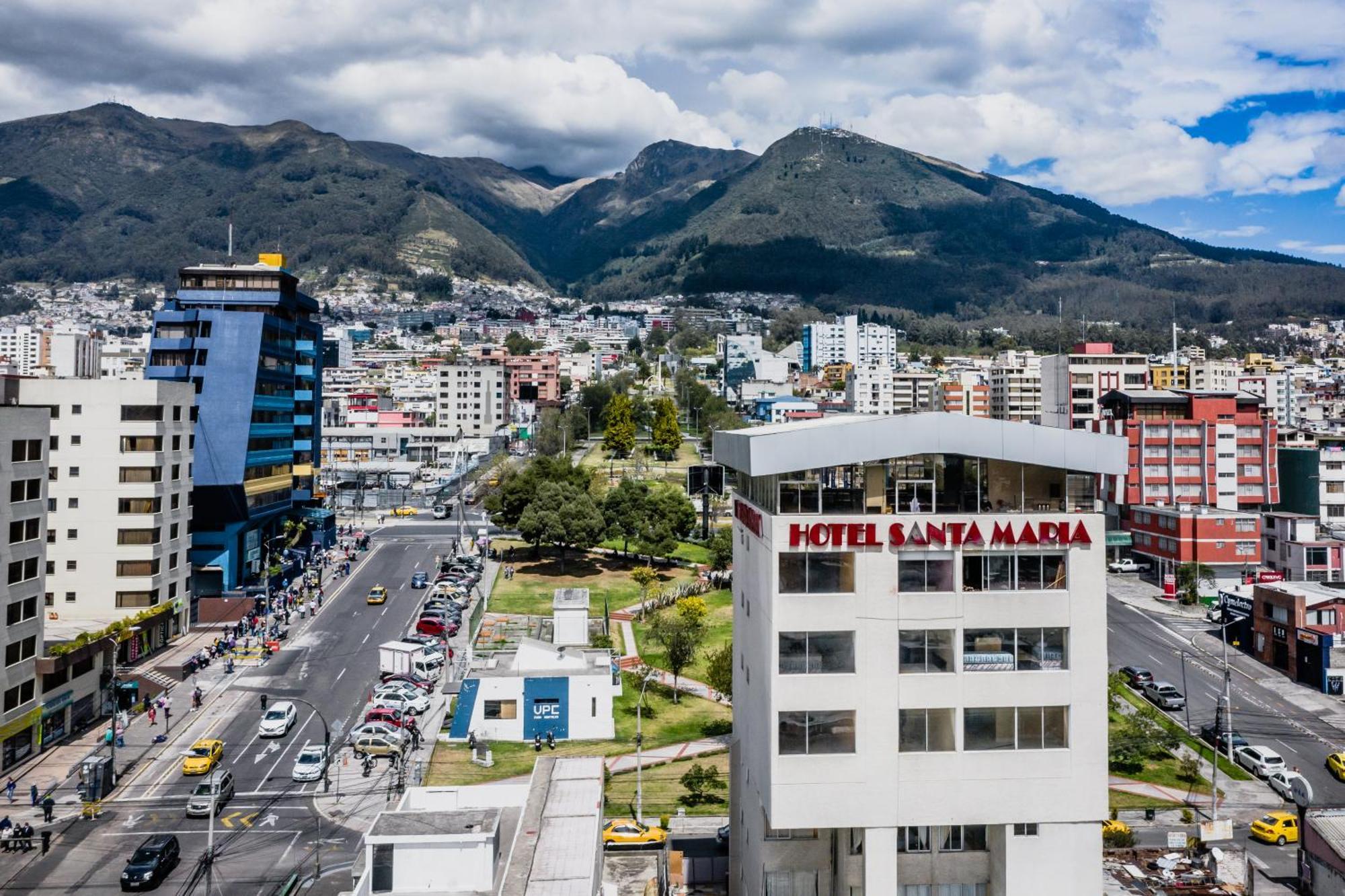 Val Hotel Santamaria Quito Extérieur photo